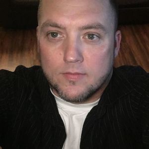 Meet your Posher, Damon